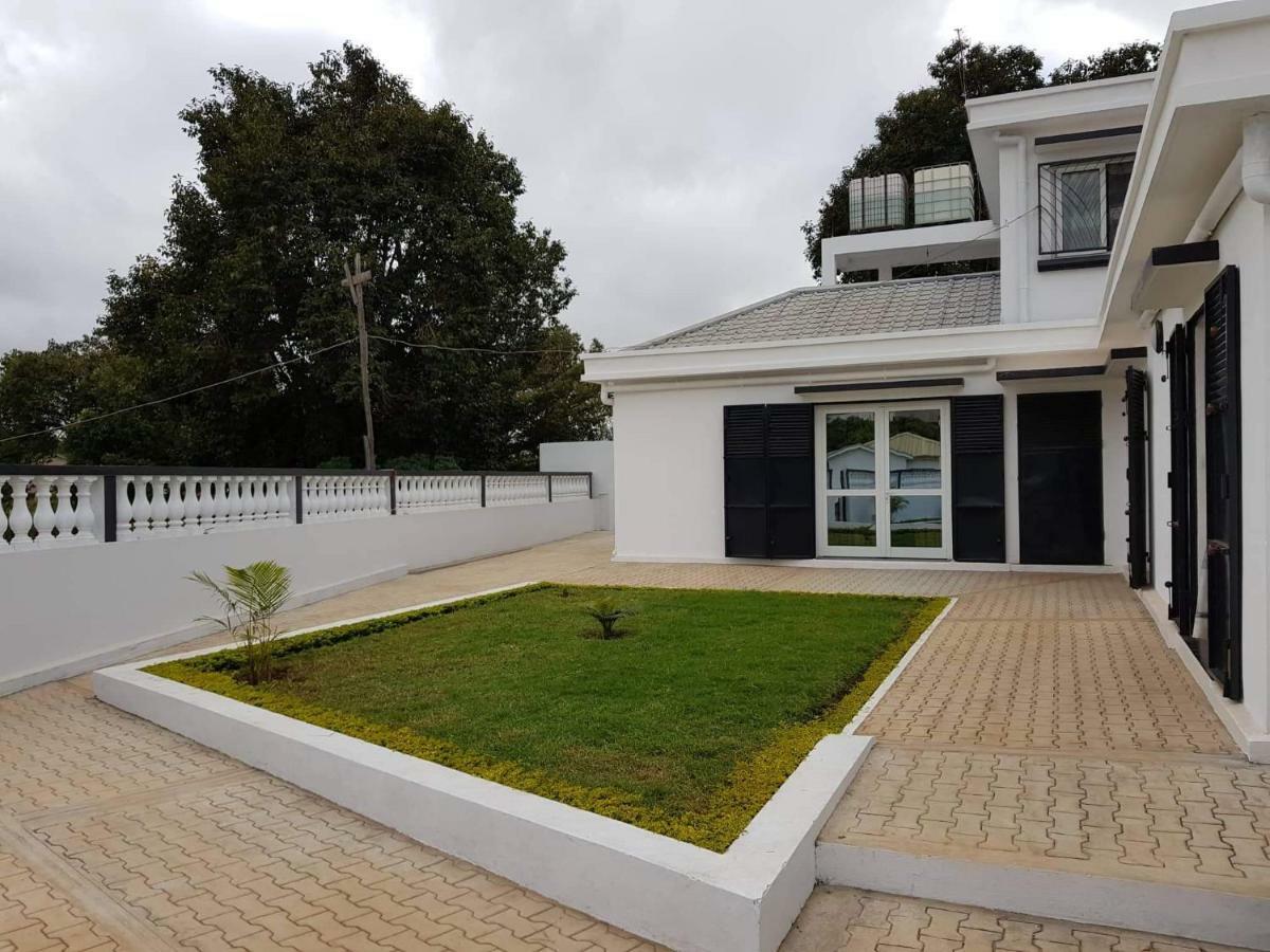 Chambre D'Hotes Valiha Ivato  Екстер'єр фото